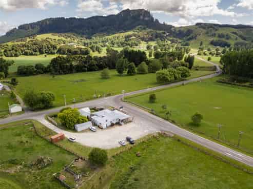 Motivated Vendors - Enquiries over $649,000