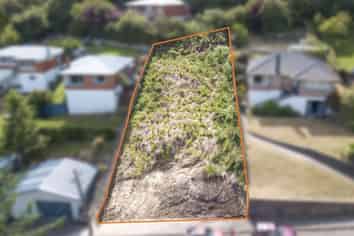 27 Winifred Street, Concord