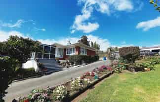 391 State Highway 1, Otaika