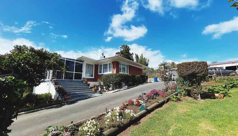 391 State Highway 1, Otaika