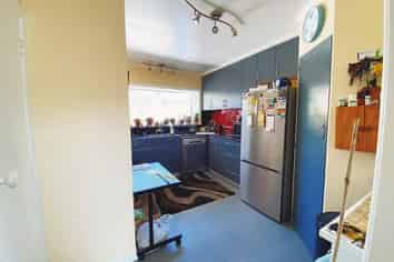 391 State Highway 1, Otaika