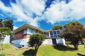 391 State Highway 1, Otaika