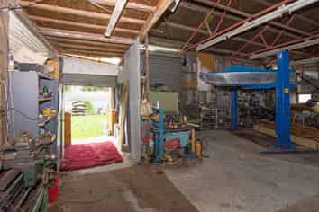 IS THIS YOUR NEW 2021 WORKSHOP, FLAT & INDUSTRIAL LAND?!