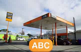 Service Station - Popular Brand/High Cash Surplus