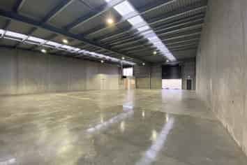 TOP NOTCH NEW INDUSTRIAL UNIT