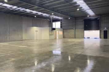 TOP NOTCH NEW INDUSTRIAL UNIT