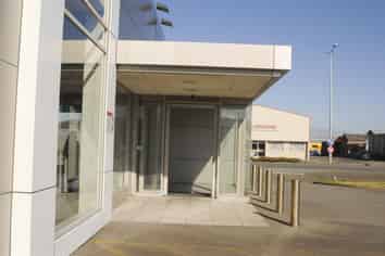 Substantial Building For Lease