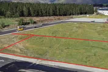 Prime commercial land 