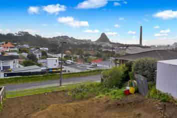 22 South Road, Moturoa