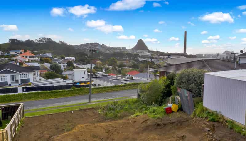 22 South Road, Moturoa