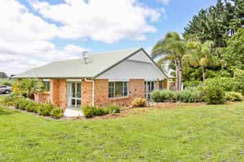 379 Aka Aka Road, Puni