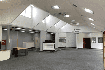 Prime building With Location, For Lease