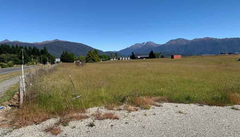 29 Te Anau Mossburn Highway, 