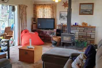 603 Main North Road, Waitara