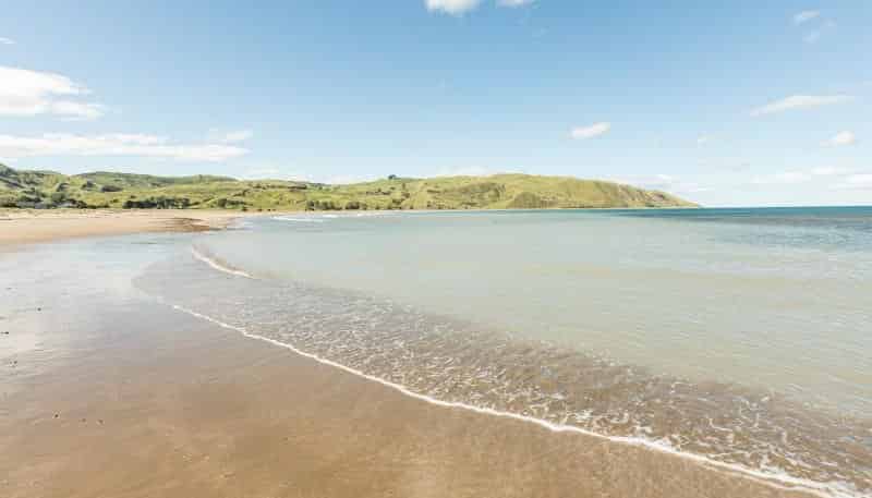 4 Shoal Beach Road, Waipawa