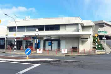 High Profile Retail - 26 Birkenhead Avenue