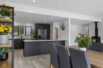 19 Parawera Drive, Acacia Bay