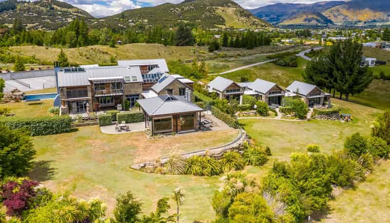 41 Peak View Ridge, Wanaka