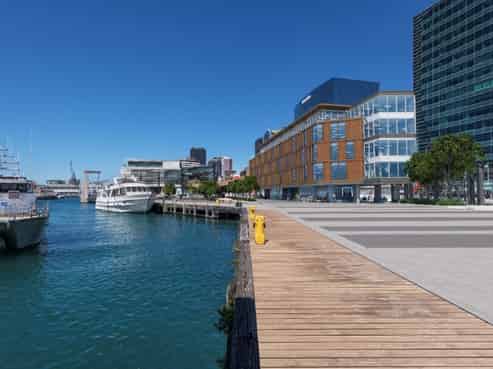 Prime waterfront retail premises