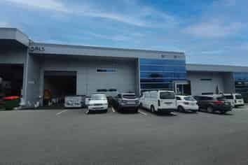 MODERN INDUSTRIAL UNIT