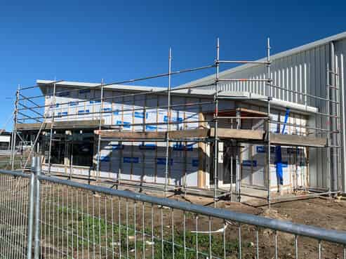 Industrial building available for Lease Frankton