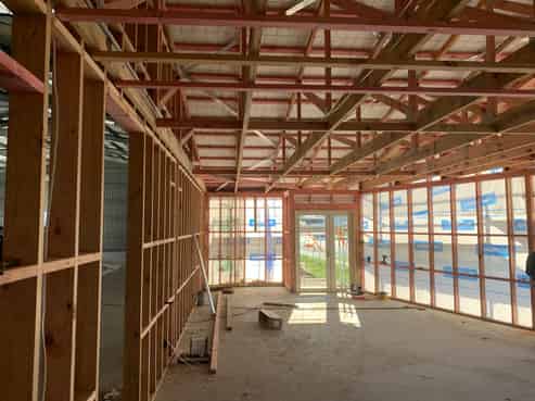 Industrial building available for Lease Frankton