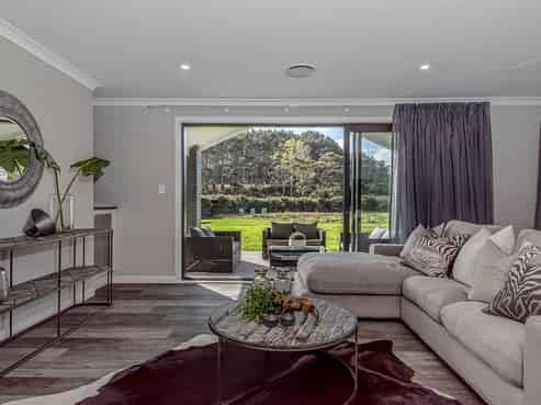 121 Valley Road, Waimauku