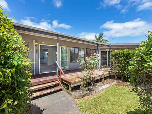 B8, 71 Moir Street, Mangawhai