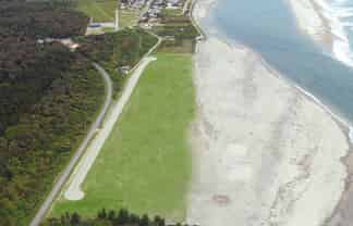 27 Fox Moth Drive, Haast