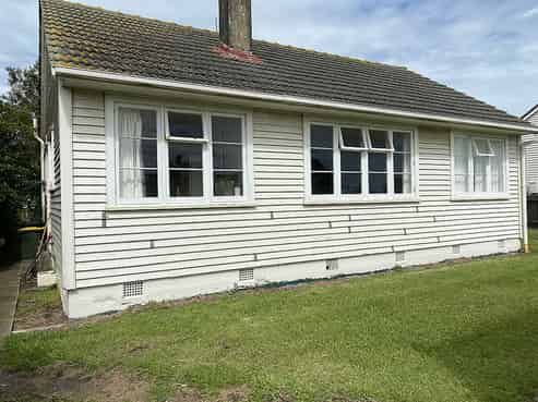 12 Egmont Street, Patea