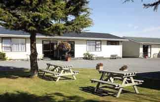 Performance By the Sea