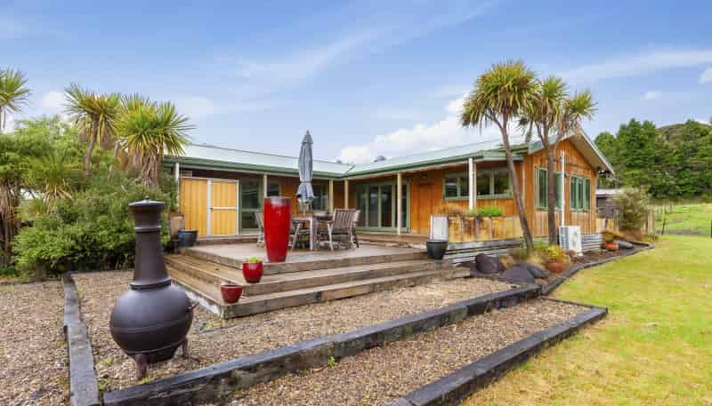 1 Raurimu Road, National Park