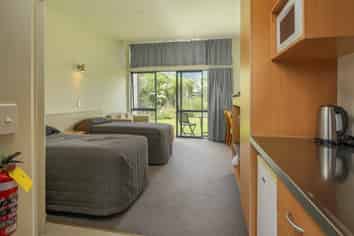 Sunset Motel Fox Glacier