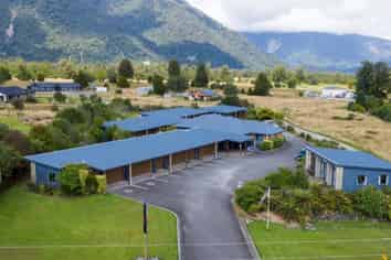 Sunset Motel Fox Glacier
