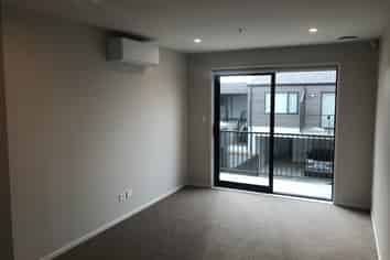 16/10 St Stephens Avenue, Tuakau