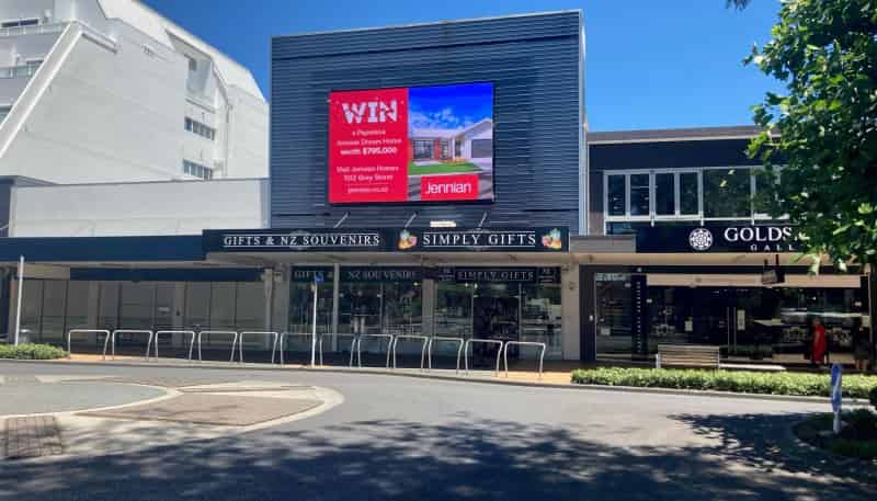 425 Victoria Street, Hamilton Central