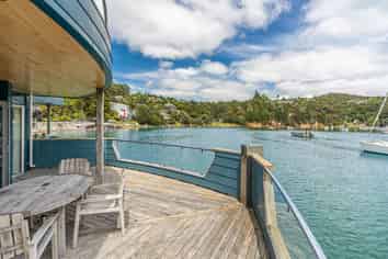 5 Beechey Street, Opua