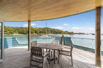 5 Beechey Street, Opua