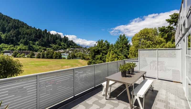 54 Fryer Street, Unit 3B, Queenstown Central