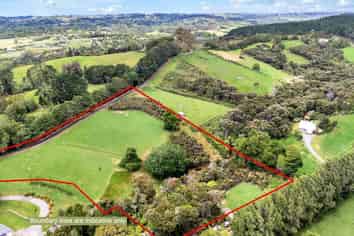 85 Robinson Road, Coatesville