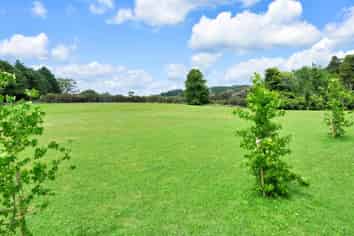 85 Robinson Road, Coatesville