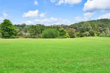 85 Robinson Road, Coatesville