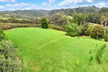 85 Robinson Road, Coatesville