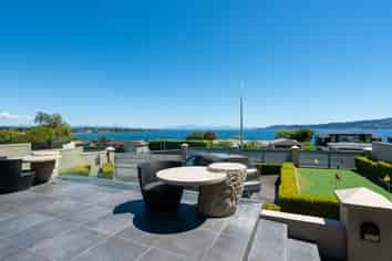 170 Lake Terrace, Hilltop