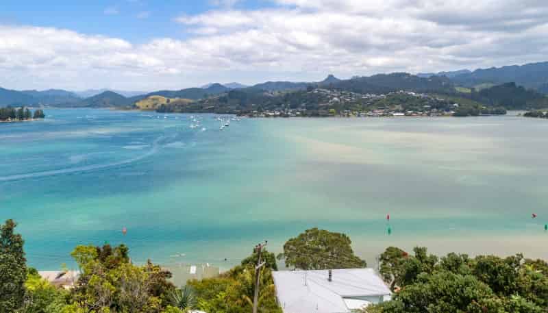 160 Paku Drive, Tairua