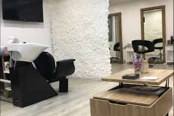 Retail in the heart of Browns Bay