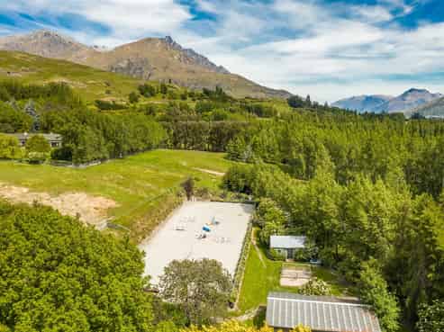 32 Slopehill Road, Queenstown Central