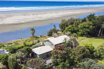 11 Korora Street, Ahipara