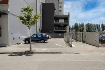 Prime City Centre - Land & Parking Building