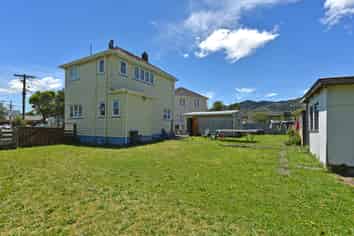 67 & 8 Bertram Grove, Naenae